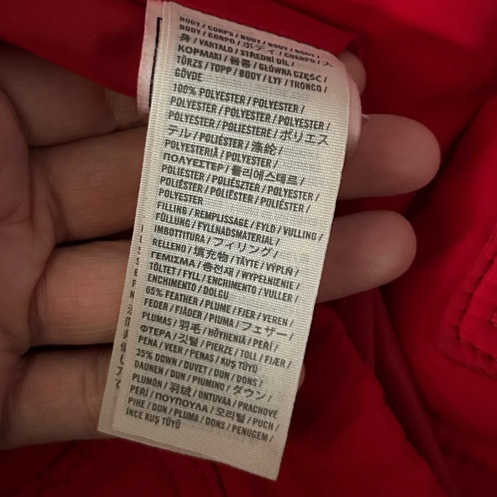 Hollister Red Puffer Vest Y2K Preppy Streetwear‎ Cozy Winter Layering Core